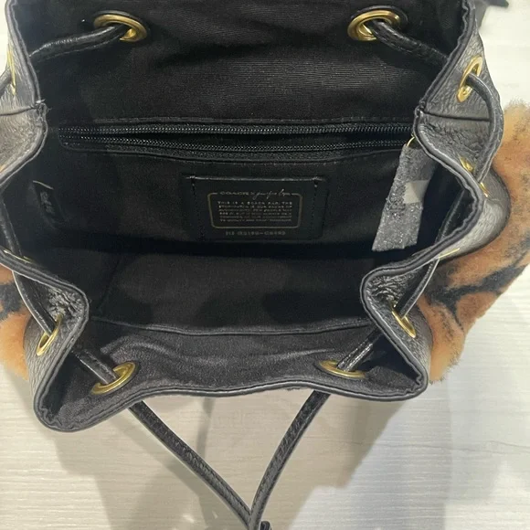Coach X Jennifer Lopez Pennie Backpack 22 in signature  display picture 3